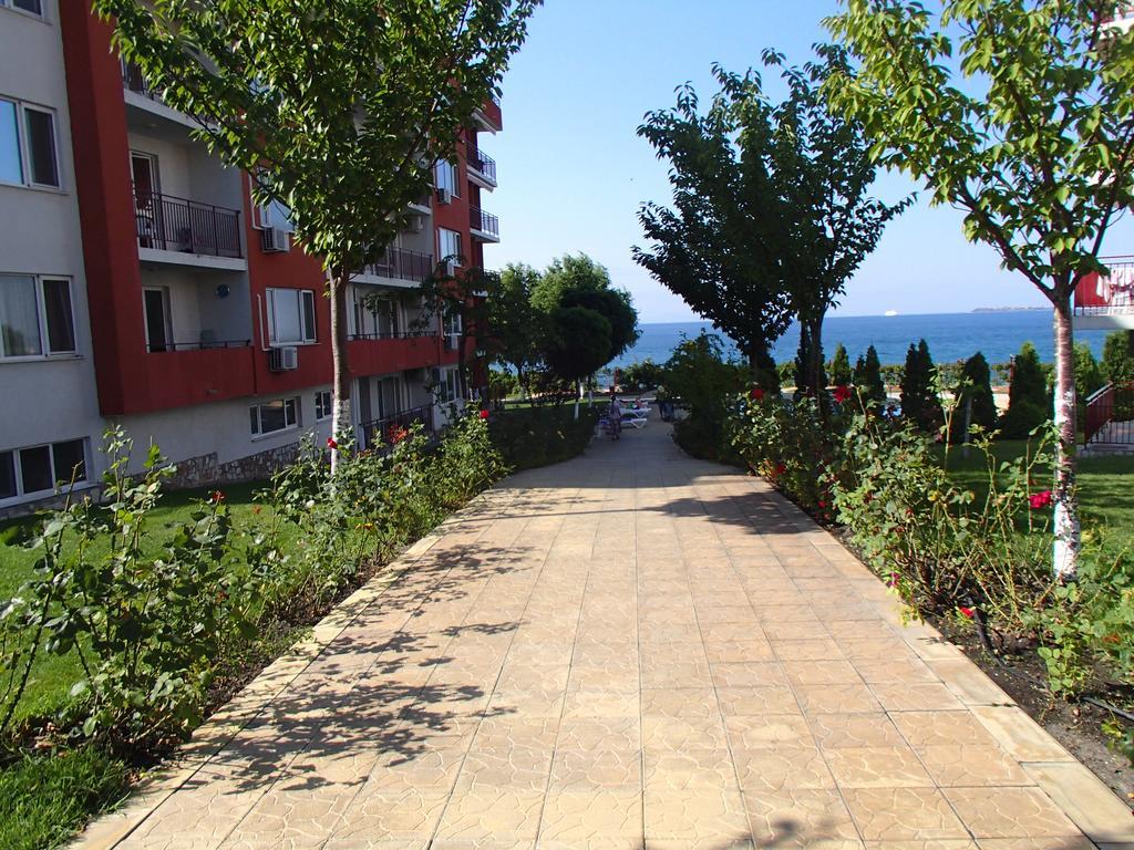 Grand Resort Fort Noks Studio Sveti Vlas Oda fotoğraf